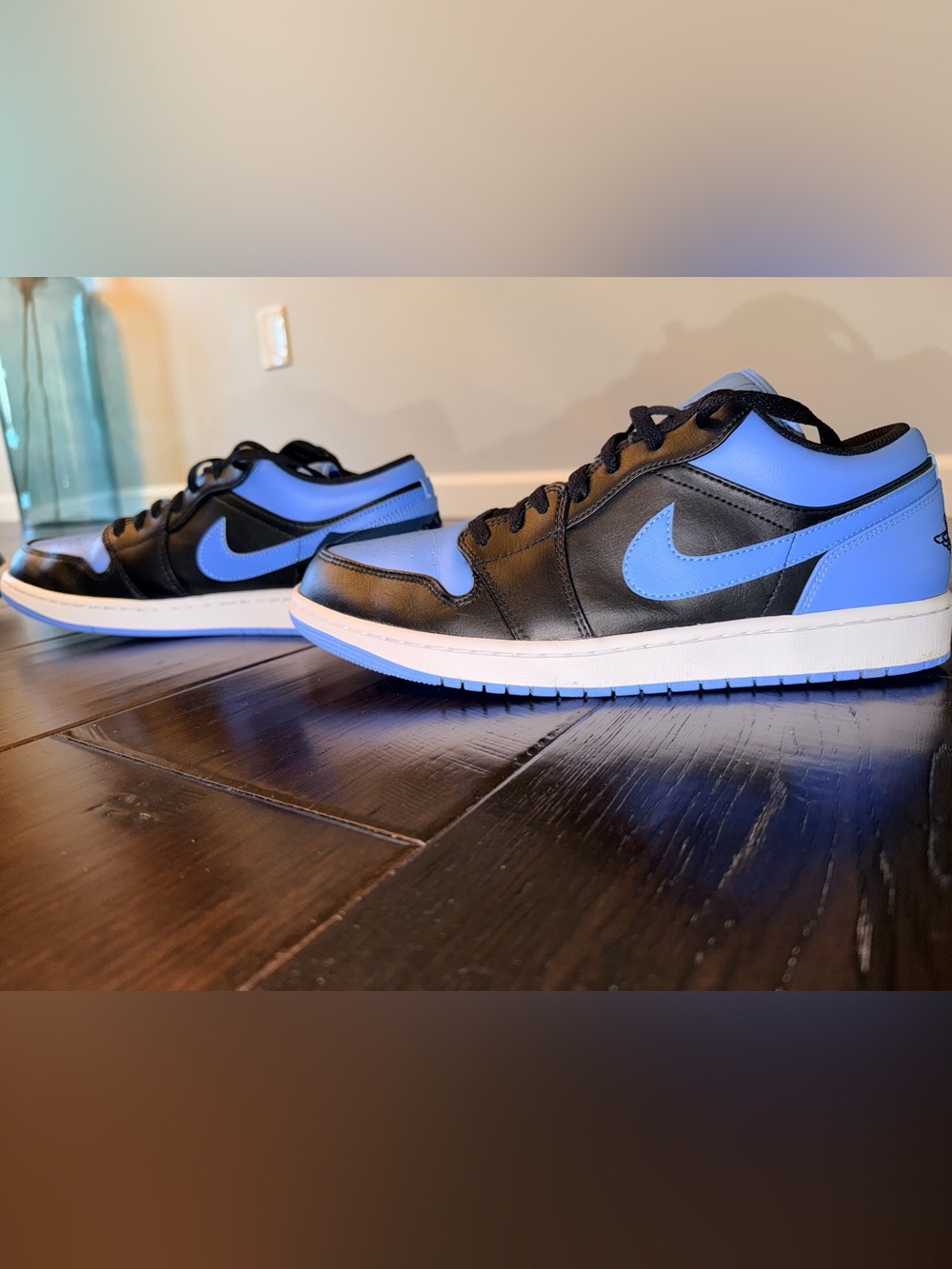 Nike Air Jordan 1 Low “Black /University Blue” 553558-041 Men’s Size 12 - Picture 4 of 6